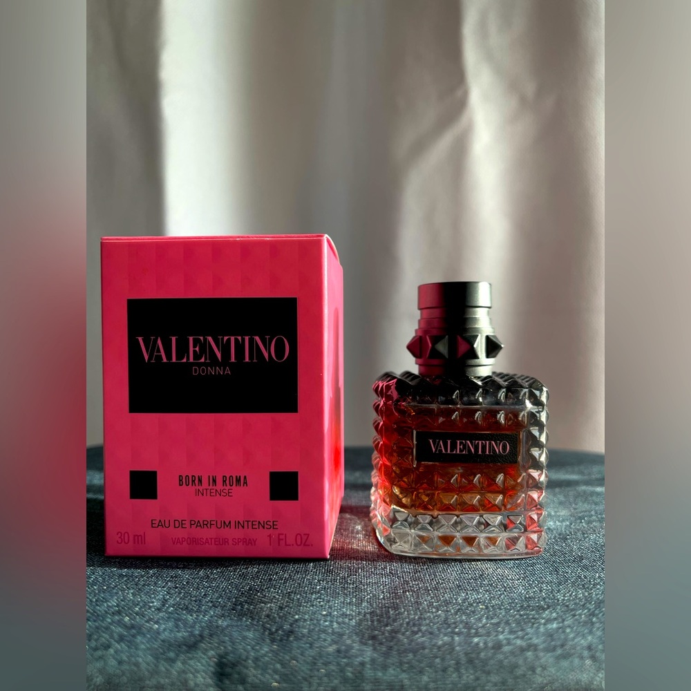 Valentino - Born in Roma Intense EAU de PARFUM